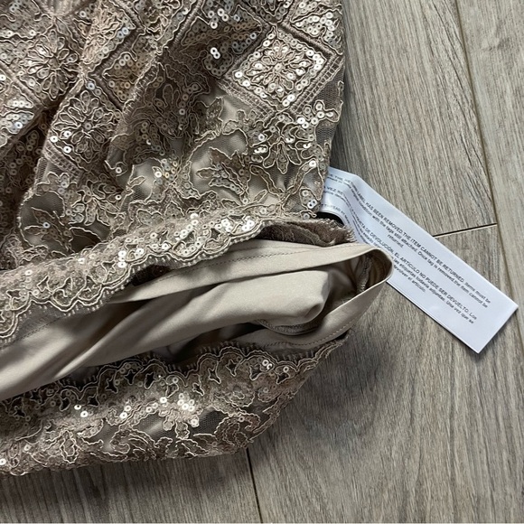 TADASHI SHOJI  Chini Blouson‎ Sequin Dress  BMN918M Womens size 14 New - Picture 12 of 13